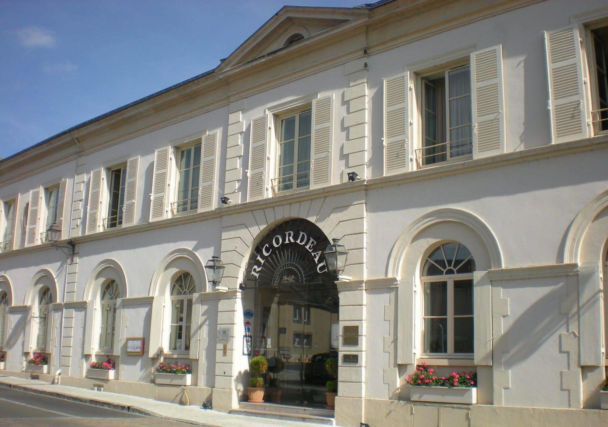 Hotel-Restaurant Ricordeau Loué 외부 사진